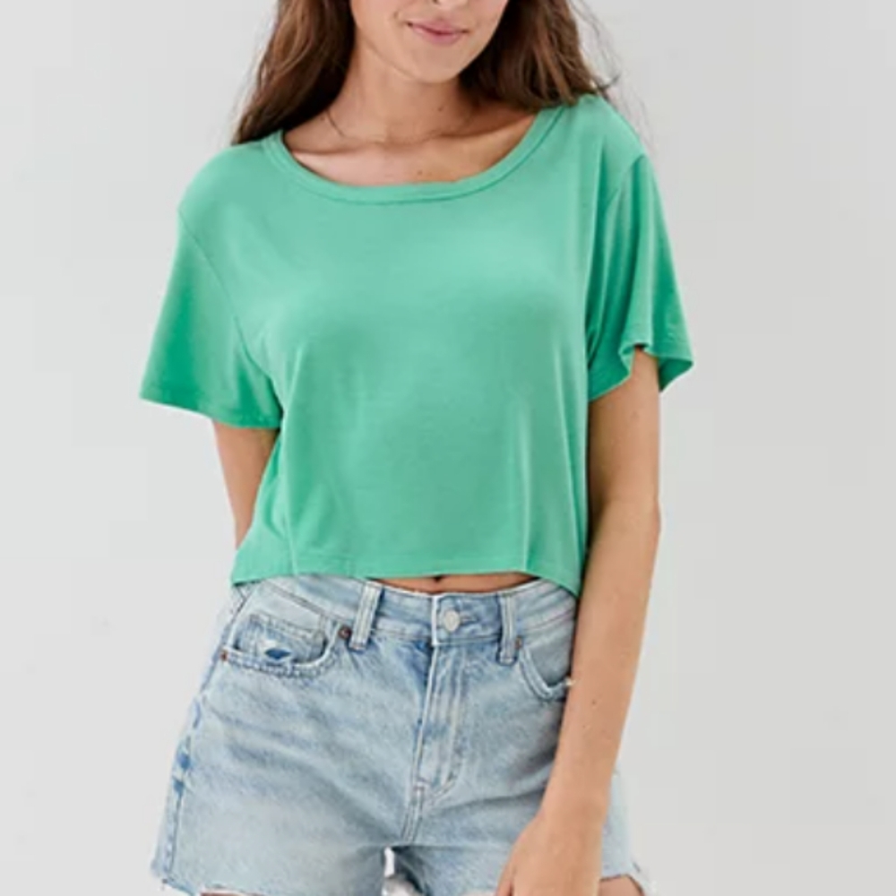 🌞2 for 15! AEO crop top